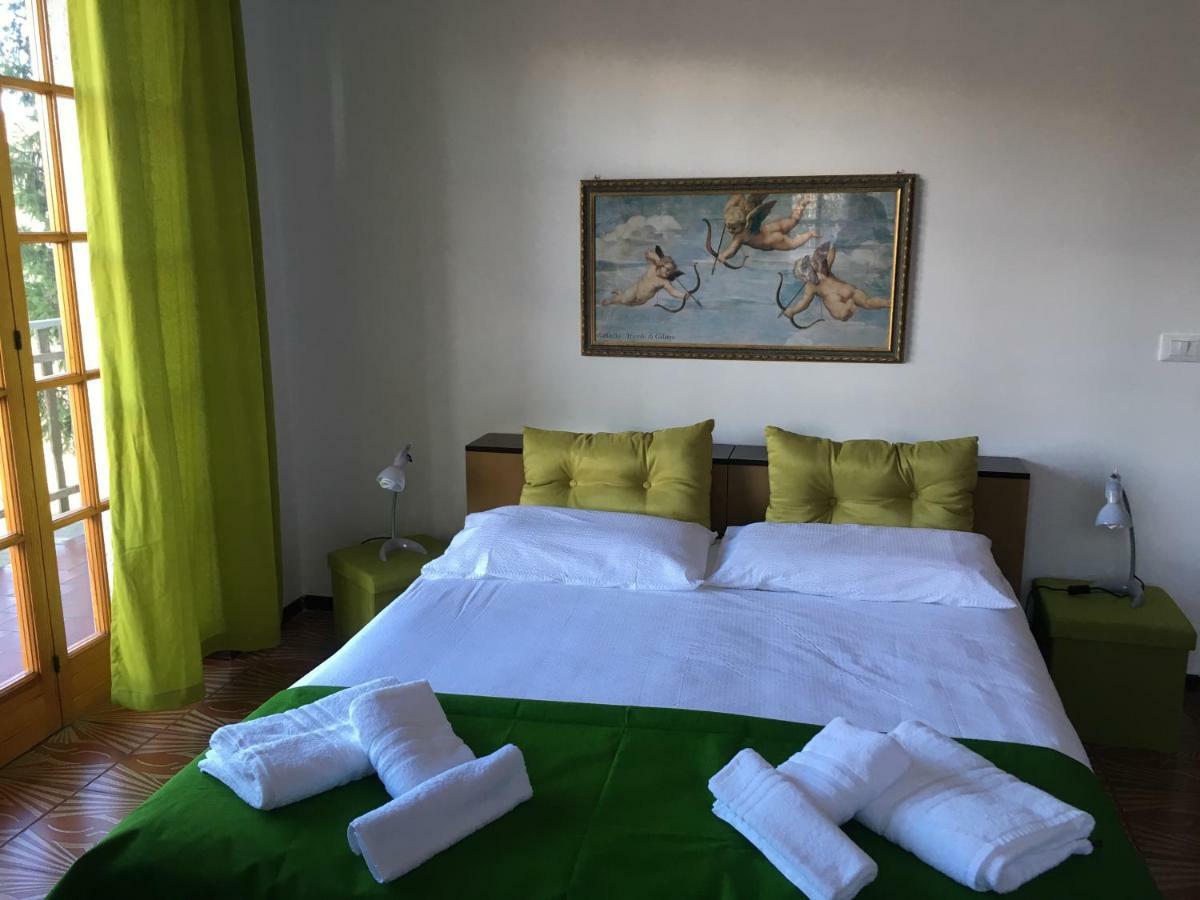 Gold Cave Casa Vacanze Relax Nel Bosco Appartamenti Pessinetto Bagian luar foto